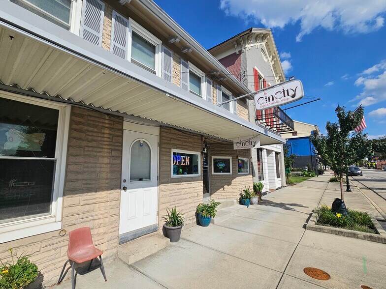 More Photos Of 216 E Main St, Batavia Storefront Retail Residential For Sale