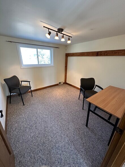 More Photos Of 708 Chicago St, Manitowoc General Retail For Sale