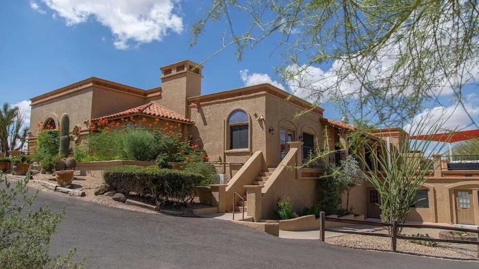 Primary Photo Of 1901 W Gold Nugget Ln, Wickenburg Healthcare For Sale