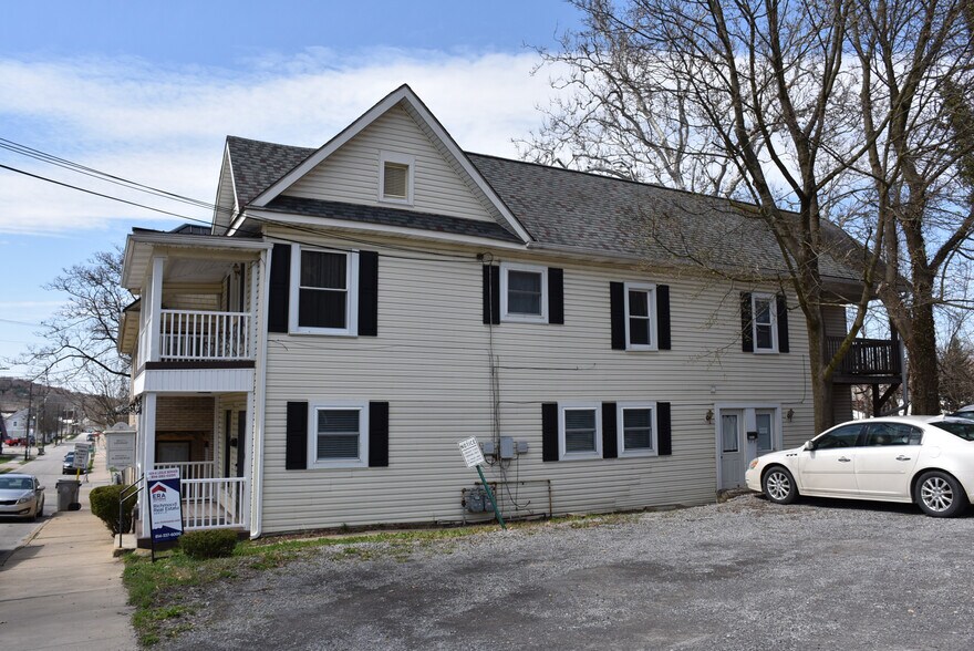 More Photos Of 307 Walnut St, Meadville Apartments For Sale