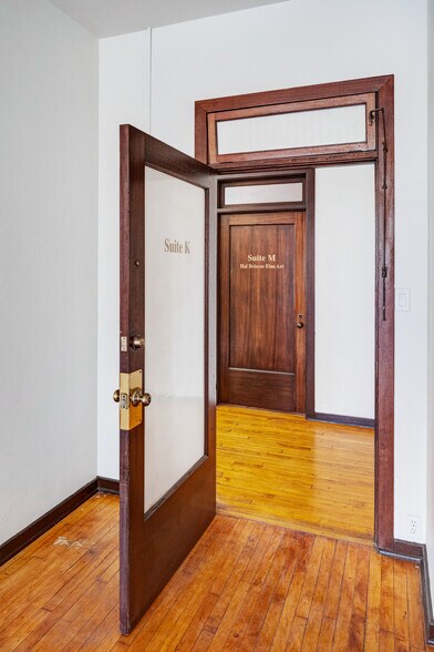 More Photos Of 200-208 N Broadway, Santa Ana Storefront Retail Office For Lease