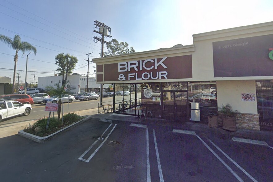 More Photos Of 12900-12906 Victory Blvd, North Hollywood Unknown For Lease