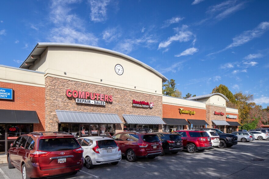 More Photos Of 3725 Sixes Rd, Canton Storefront For Lease