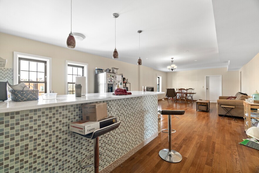 More Photos Of 5-7 Elm St, New Haven Office For Lease