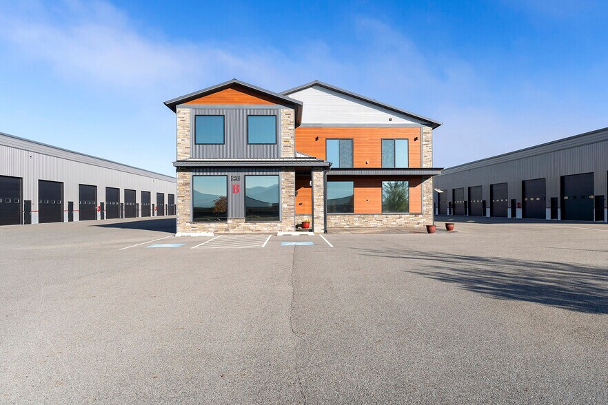 Primary Photo Of 4419 W Grange Ave, Post Falls Warehouse For Sale