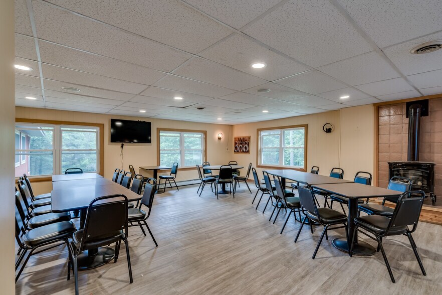 More Photos Of 5679 Partridgeville Rd, Brantingham Lodge Meeting Hall For Sale