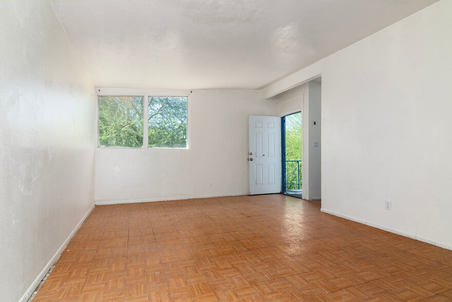 More Photos Of 505 N Williams, Mesa Apartments For Sale