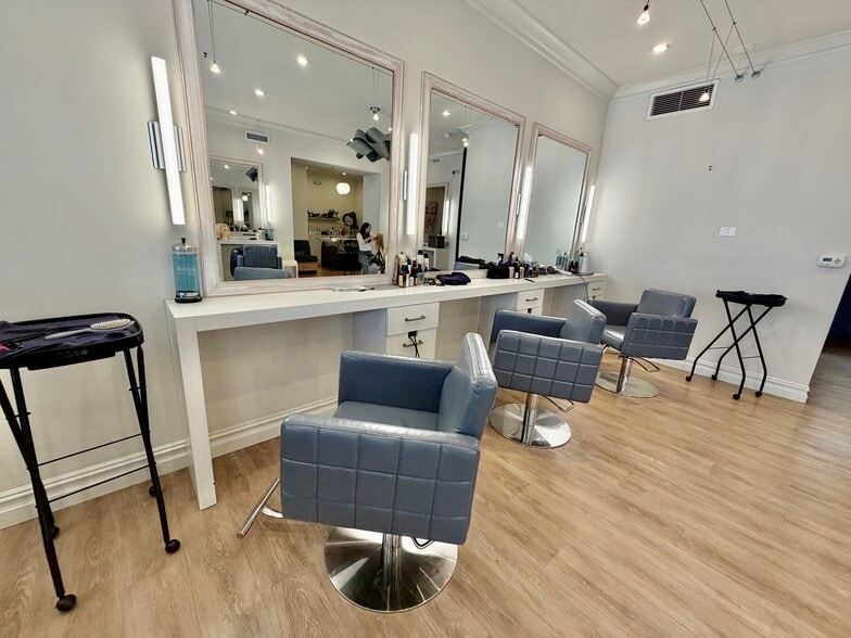 More Photos Of 272-278 Sound Beach Ave, Old Greenwich Storefront Retail Residential For Lease