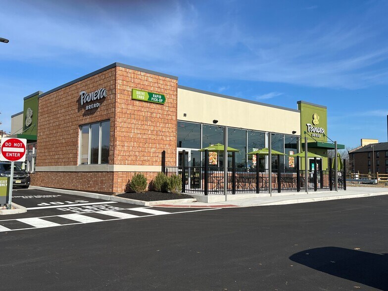 More Photos Of 204 Shoemaker Rd, Pottstown Unknown For Lease