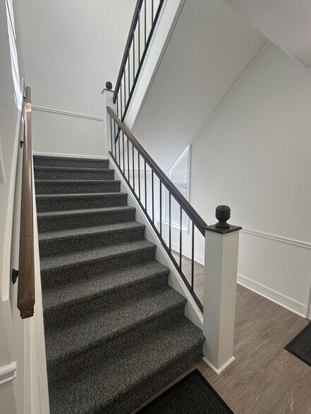 More Photos Of 2402 Mount Vernon Rd, Dunwoody Office For Lease