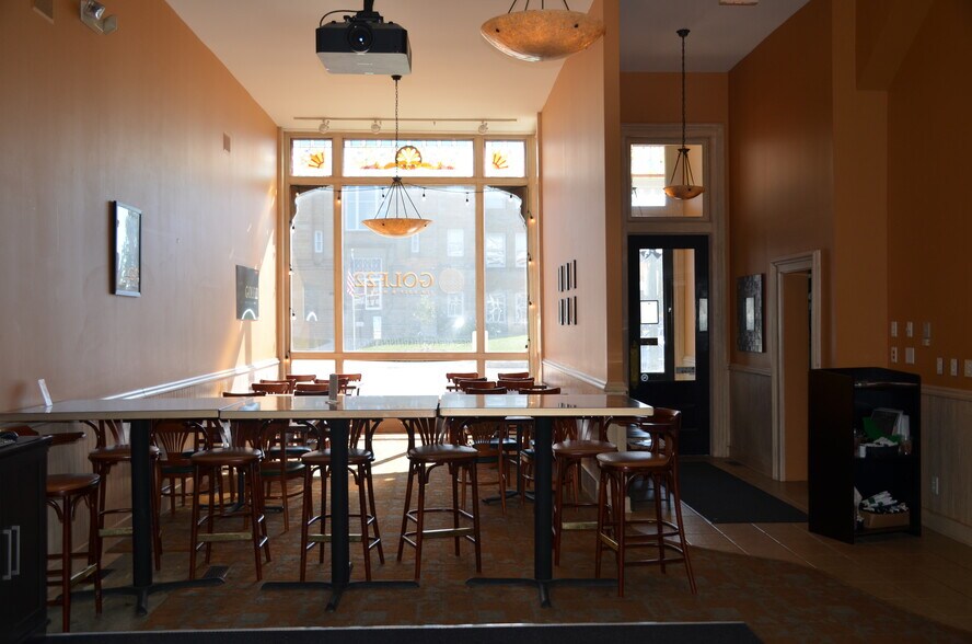 More Photos Of 11 Benton Ave E, Albia Restaurant For Sale