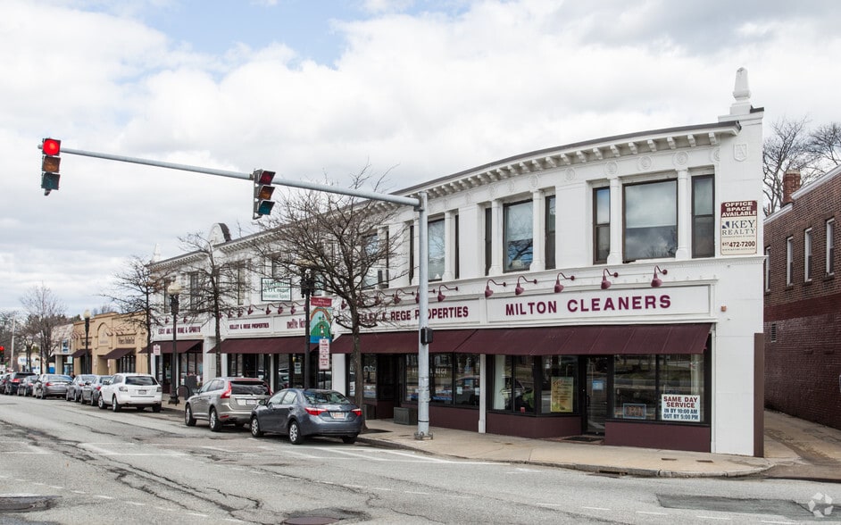 Primary Photo Of 356-380 Granite Ave, Milton Storefront Retail Office For Lease