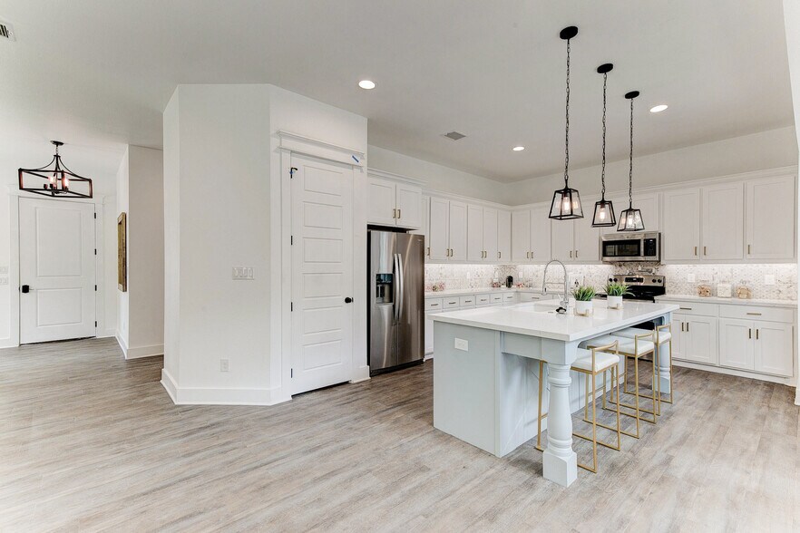 More Photos Of , Fort Worth Specialty For Sale