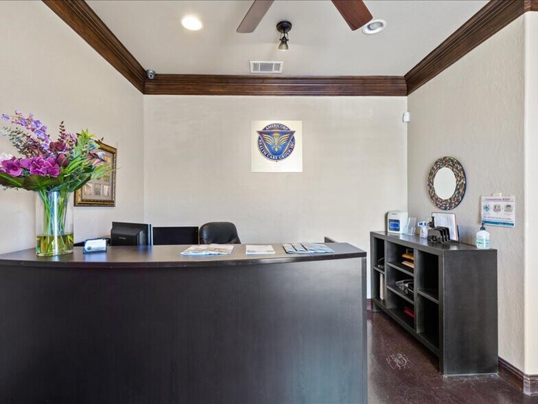 More Photos Of 8205 Mid Cities Blvd, North Richland Hills Office For Lease