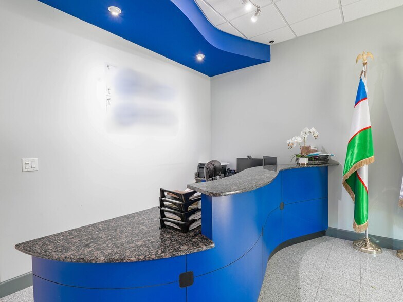 More Photos Of 7350 Futures Dr, Orlando Office For Sale