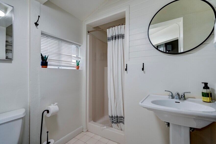 More Photos Of 215 E Willis St, Prescott Apartments For Sale