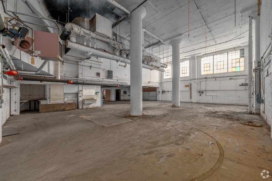 Photo of Bsmt Floor Ste Heated