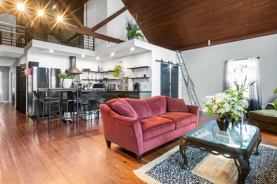 More Photos Of 12 State Rt 23 N, Hamburg Specialty For Sale