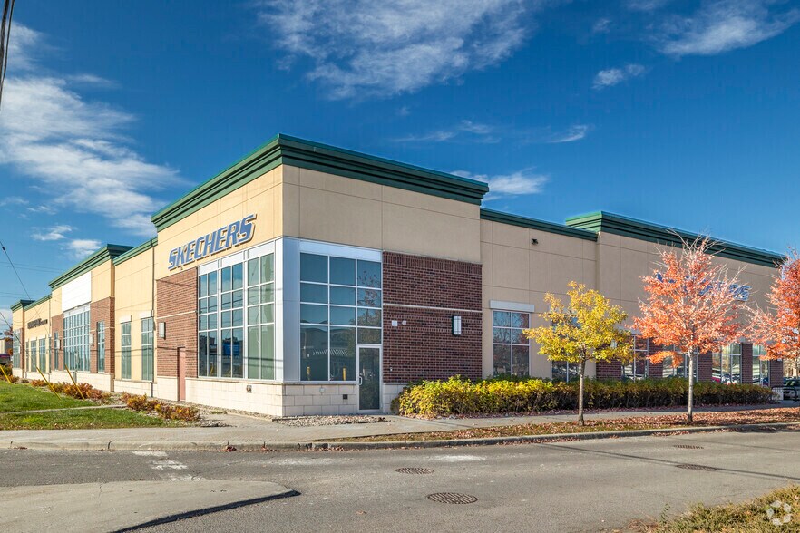 More Photos Of 575 Industrial Ave, Ottawa General Retail For Lease