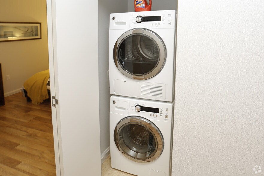 More Photos Of 2240-2250 NW Lovejoy St, Portland Apartments For Lease