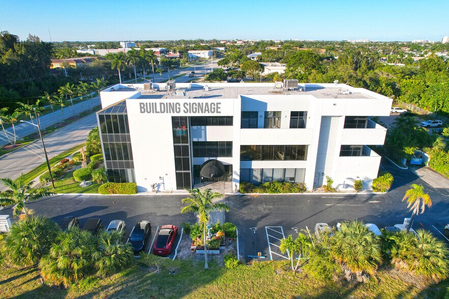 More Photos Of 6830 N Federal Hwy, Boca Raton Loft Creative Space For Sale