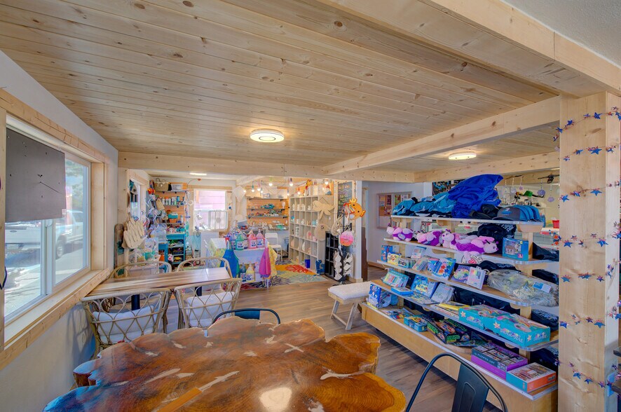 More Photos Of 601 Pacific Ave S, Long Beach Storefront Retail Residential For Sale