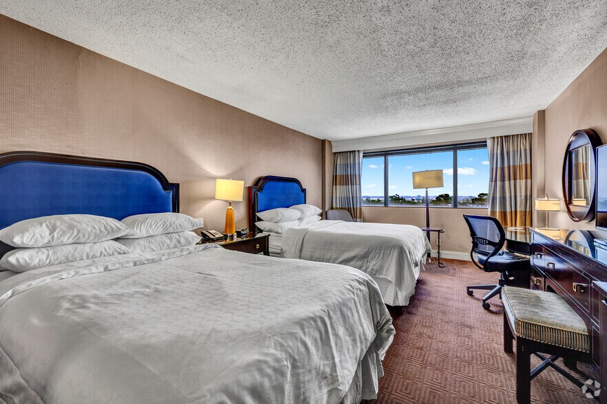 More Photos Of 15700 John F Kennedy Blvd, Houston Hotel For Sale