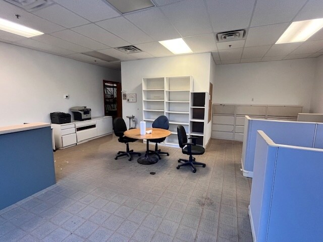 More Photos Of 3445-3499 High Ridge Rd, Boynton Beach Warehouse For Lease