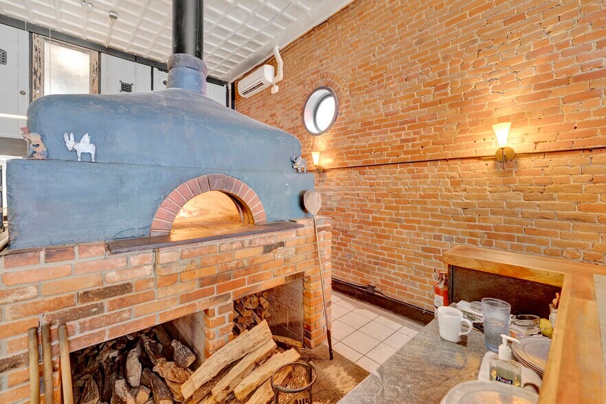 More Photos Of 121 W Main St, Trinidad General Retail For Sale