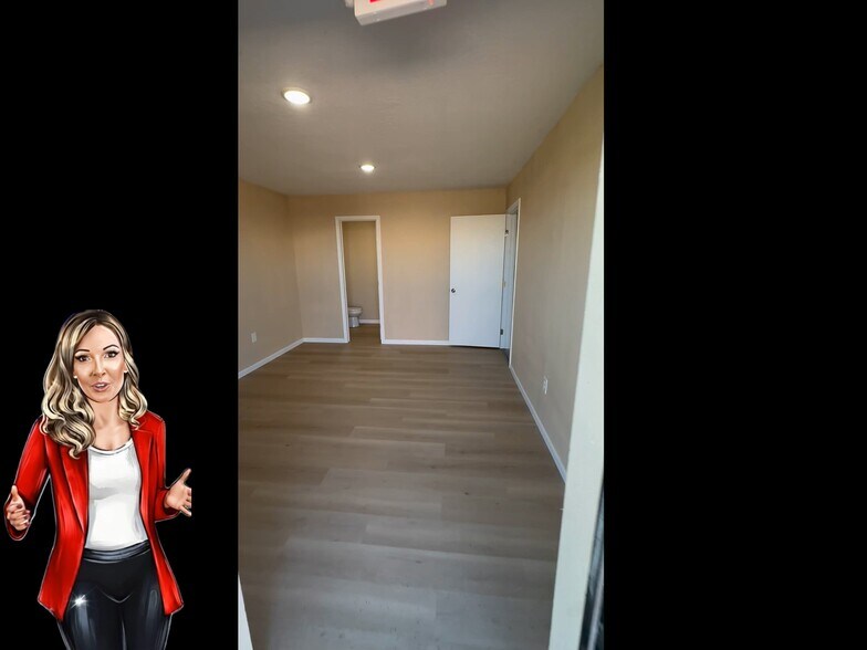 Primary Photo Of 603 Commerce St, Clute Flex For Lease