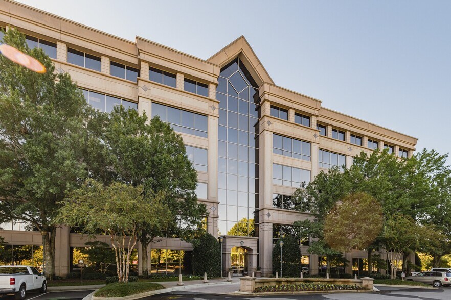 More Photos Of 200 Mansell Ct E, Roswell Coworking Space