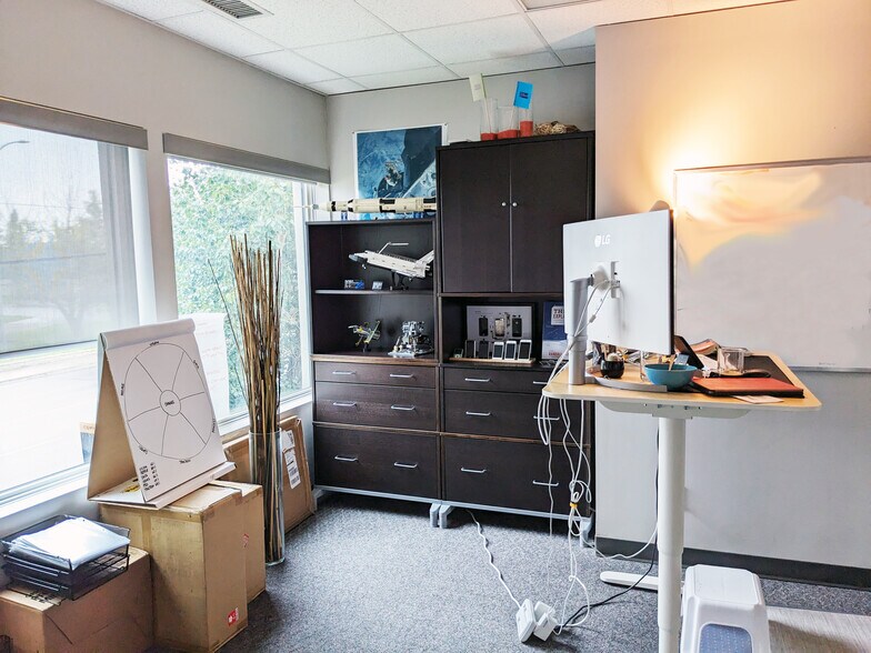 More Photos Of 3204-3224 Parsons Rd NW, Edmonton Medical For Lease