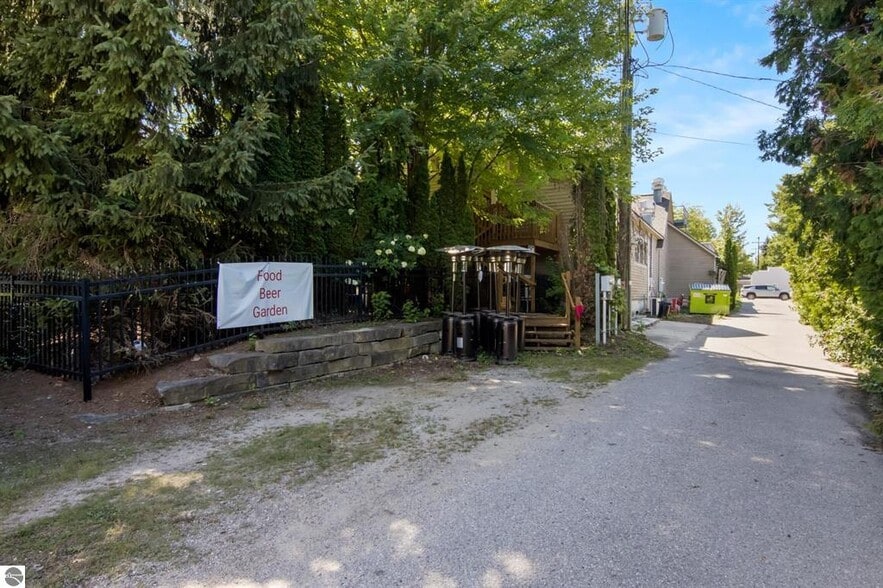 More Photos Of 104 W Main St, Lake Leelanau Restaurant For Sale