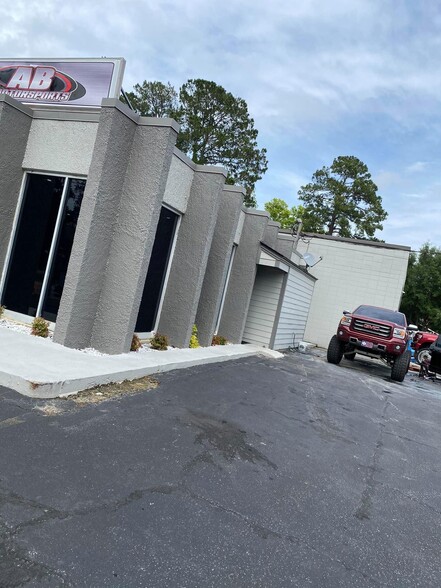 More Photos Of 1201 N Ashley St, Valdosta Auto Repair For Sale