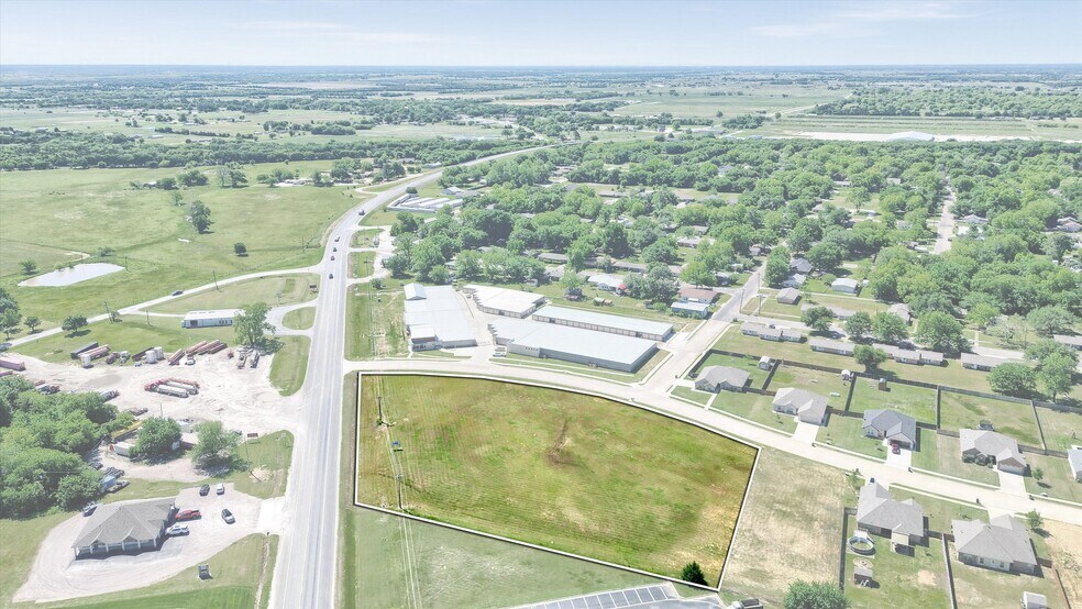 More Photos Of 305 US 377 hwy, Whitesboro Land For Lease