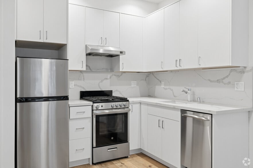 More Photos Of 2115-2129 Hyde St, San Francisco Apartments For Sale