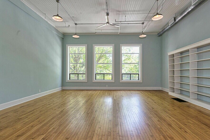 More Photos Of 1237 Broadway, Columbus Storefront For Sale