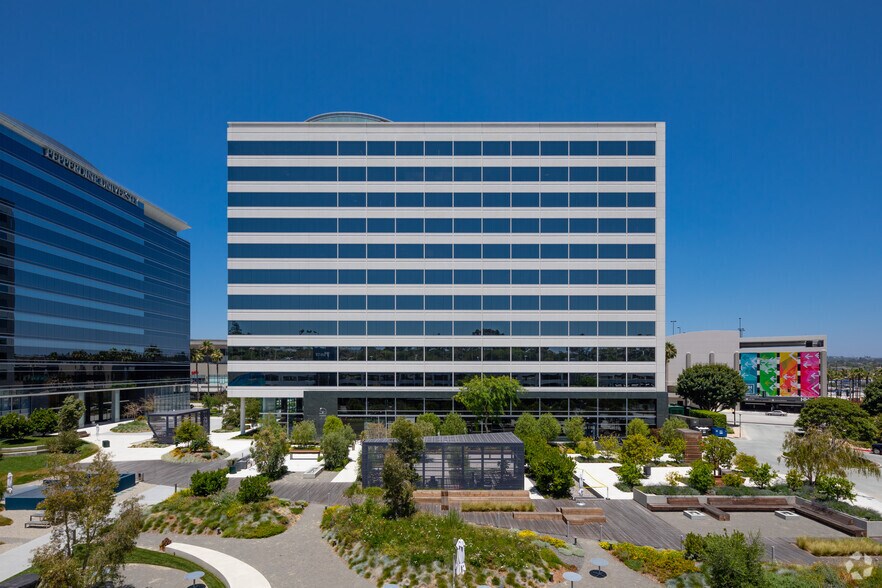 More Photos Of 6100 Center Dr, Los Angeles Unknown For Lease