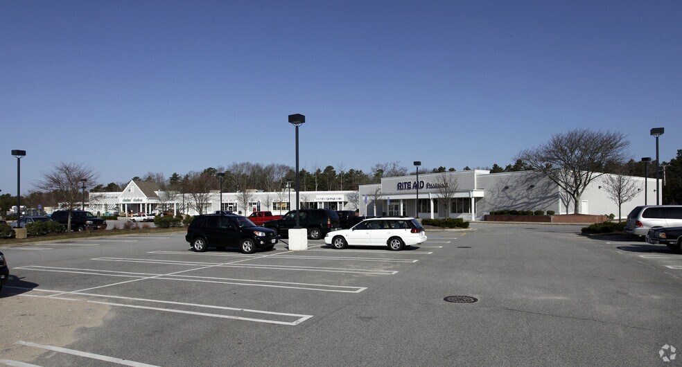 More Photos Of 3848-3872 Falmouth Rd, Marstons Mills General Retail For Lease