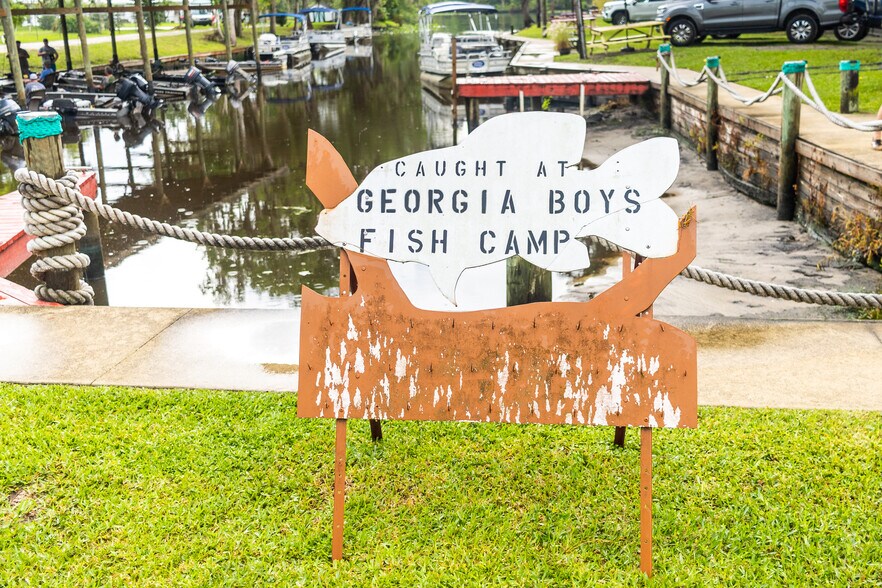 Primary Photo Of 217 Butler Dr, Satsuma Trailer Camper Park For Sale