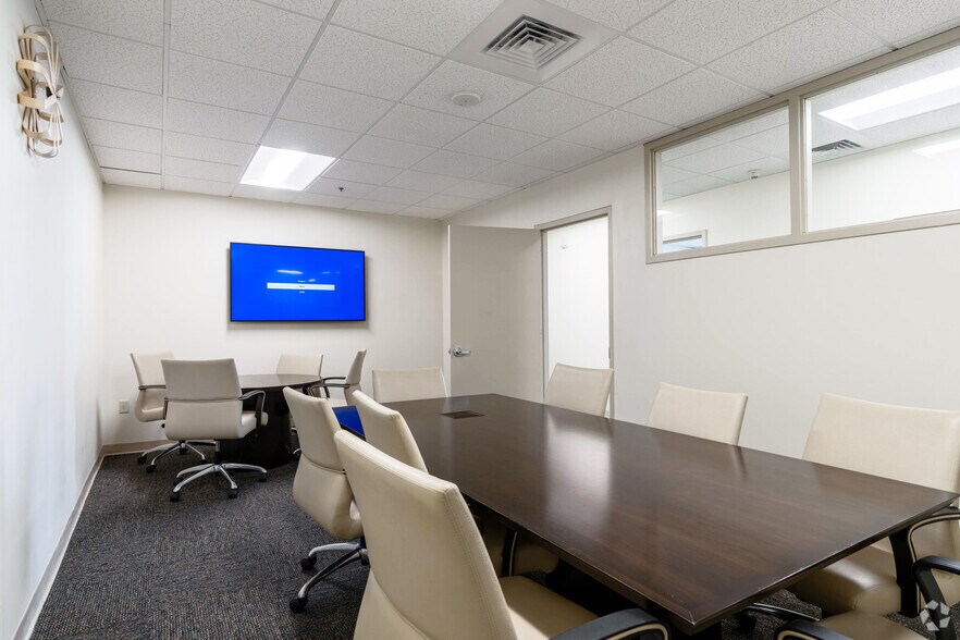 More Photos Of 1500 Main St, Springfield Coworking Space