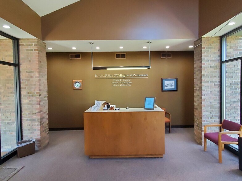 More Photos Of 6258 W Pierson Rd, Flushing Medical For Lease