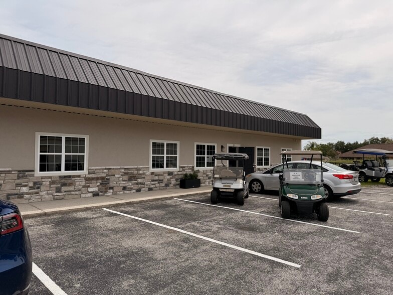 More Photos Of 904 Jan-Mar Ct, Clermont Flex For Lease