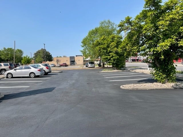 More Photos Of 3934 Dixie Hwy, Louisville Office For Lease
