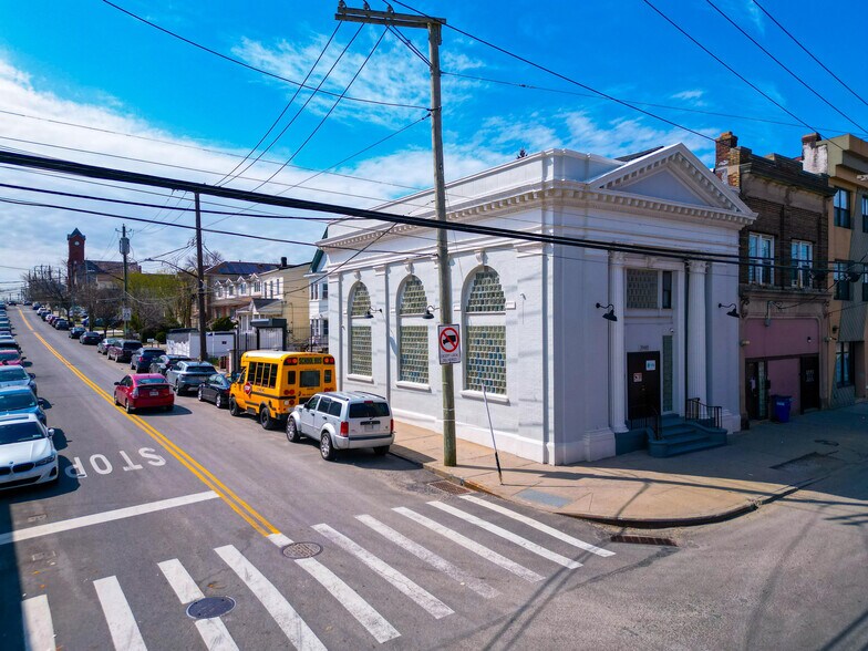 More Photos Of 2940 Richmond Ter, Staten Island Loft Creative Space For Sale