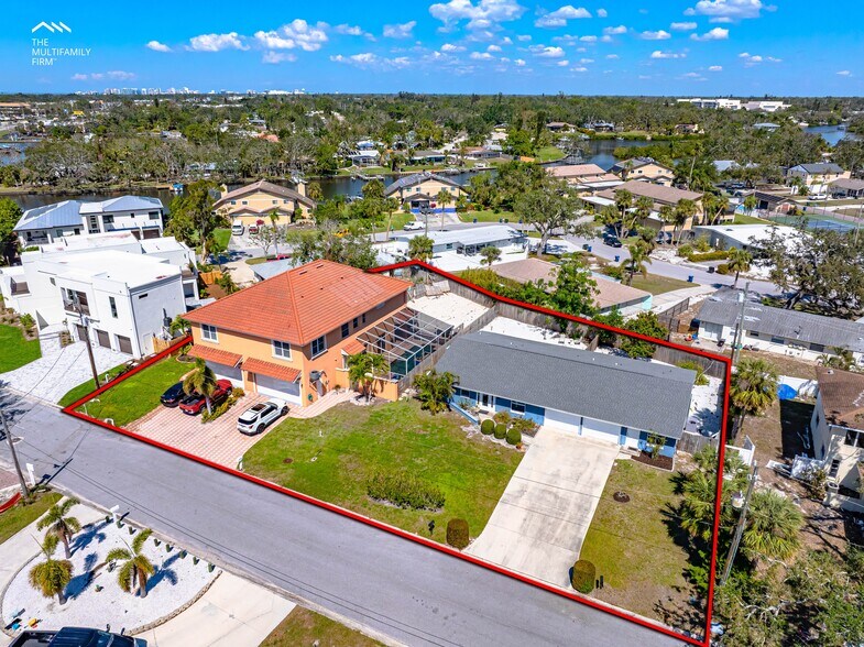 More Photos Of 2119- 2125 Montclair Dr, Sarasota Apartments For Sale