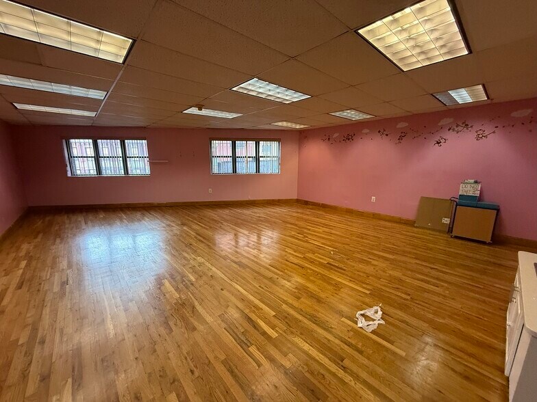 More Photos Of 279 E Burnside Ave, Bronx Land For Sale