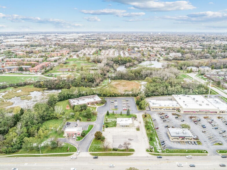 More Photos Of 805 Geneva Rd, Carol Stream Land For Sale