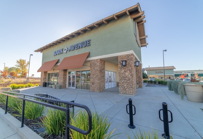 More Photos Of Sunrise Blvd @ Douglas Rd, Rancho Cordova Unknown For Lease