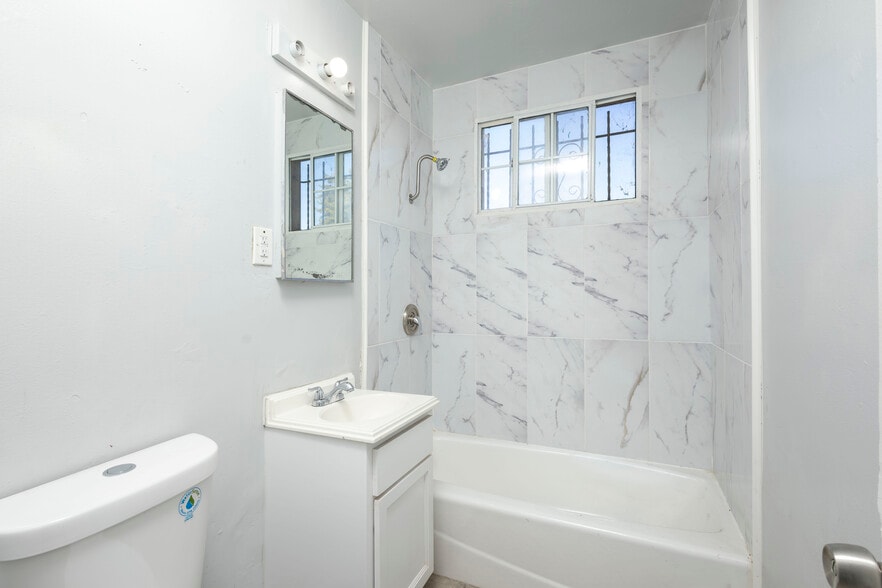 More Photos Of 1230 S Wilmington Ave, Compton Apartments For Sale